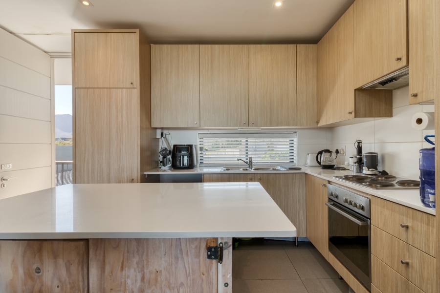 2 Bedroom Property for Sale in Somerset Lakes Western Cape
